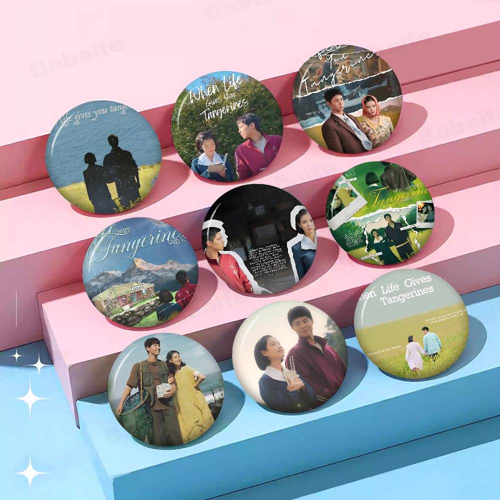 Lifestyle In Korean - Bros Pin Bulat Buatan Tangan Motif